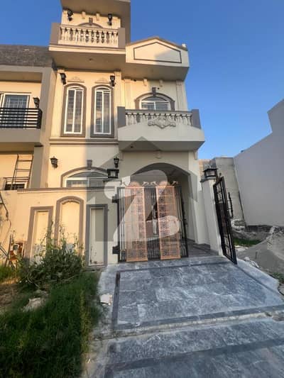 الکبیر ٹاؤن - فیز 2 الکبیر ٹاؤن,رائیونڈ روڈ,لاہور میں 4 کمروں کا 3 مرلہ مکان 1.12 کروڑ میں برائے فروخت۔