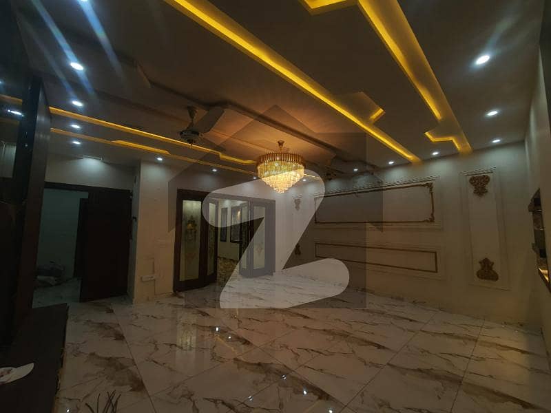 میڈیا ٹاؤن راولپنڈی میں 3 کمروں کا 12 مرلہ بالائی پورشن 85.0 ہزار میں کرایہ پر دستیاب ہے۔ میڈیا ٹاؤن راولپنڈی میں 3 کمروں کا 12 مرلہ بالائی پورشن 85.0 ہزار میں کرایہ پر دستیاب ہے۔