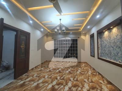 میڈیا ٹاؤن راولپنڈی میں 7 کمروں کا 12 مرلہ مکان 7.0 کروڑ میں برائے فروخت۔