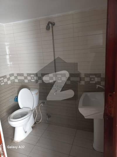 جی ۔ 11/2 جی ۔ 11,اسلام آباد میں 2 کمروں کا 5 مرلہ مکان 75.0 ہزار میں کرایہ پر دستیاب ہے۔