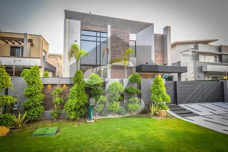 ڈی ایچ اے فیز 6 ڈیفنس (ڈی ایچ اے),لاہور میں 5 کمروں کا 1 کنال مکان 5.5 لاکھ میں کرایہ پر دستیاب ہے۔