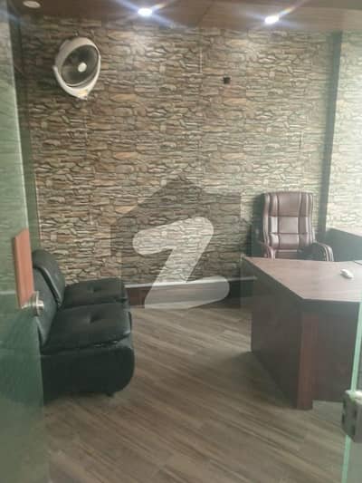 مین بلیوارڈ گلبرگ گلبرگ,لاہور میں 2 کمروں کا 3 مرلہ دفتر 85.0 لاکھ میں برائے فروخت۔