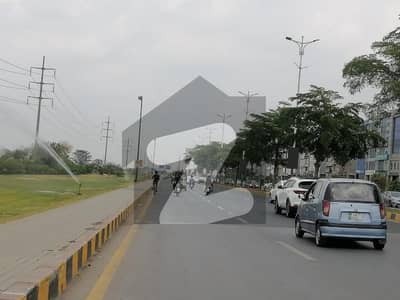 ڈی ایچ اے فیز 6 ڈیفنس (ڈی ایچ اے),لاہور میں 2 کنال رہائشی پلاٹ 10.0 کروڑ میں برائے فروخت۔