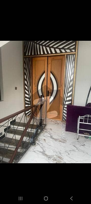 بحریہ ٹاؤن فیز 8 ۔ سیکٹر ایف - 1 بحریہ ٹاؤن فیز 8,بحریہ ٹاؤن راولپنڈی,راولپنڈی میں 3 کمروں کا 13 مرلہ بالائی پورشن 65.0 ہزار میں کرایہ پر دستیاب ہے۔