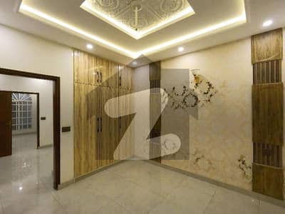 Looking For A Prime Location House In Lahore