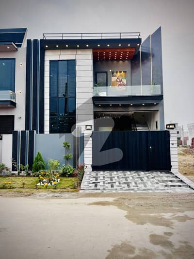 الحرم گارڈن لاہور میں 3 کمروں کا 5 مرلہ مکان 50.0 ہزار میں کرایہ پر دستیاب ہے۔