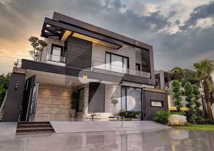 One Kanal Luxurious Semi Furnish Bungalow Located Near Dolmen Mall Available For Rent In Dha Phase 6 Lahore