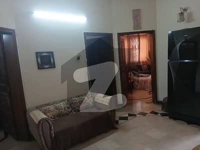 پاکستان ٹاؤن - فیز 1 پاکستان ٹاؤن,اسلام آباد میں 6 کمروں کا 10 مرلہ مکان 3.5 کروڑ میں برائے فروخت۔