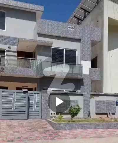 G-9/4 Prime Location Brand New Condition Full House Double Storey Brand New Furnished Water Boring 4 Bedrooms Attach Bathroom 2 Dinning Room 2 TV Lounge 2 Kitchen Front Back Terce Servant Room Carparking Etc Rent : 3.50 ,LAC