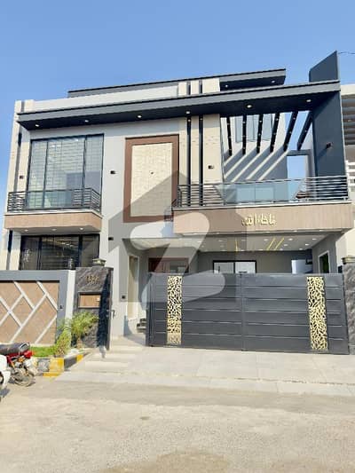 7 Marla Triple Story Brand New Owner Build House For Sale In Sahar Villas Colony