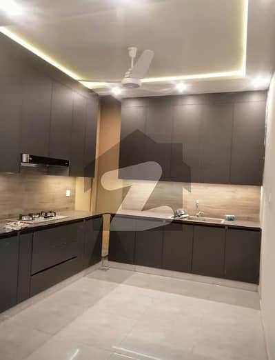 Bahria Enclave 8marla Brand New House Available For Sale