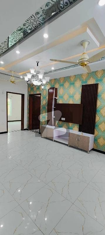 بحریہ ٹاؤن فیز 8 بحریہ ٹاؤن راولپنڈی,راولپنڈی میں 3 کمروں کا 7 مرلہ بالائی پورشن 52.0 ہزار میں کرایہ پر دستیاب ہے۔ بحریہ ٹاؤن فیز 8 بحریہ ٹاؤن راولپنڈی,راولپنڈی میں 3 کمروں کا 7 مرلہ بالائی پورشن 52.0 ہزار میں کرایہ پر دستیاب ہے۔