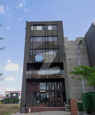 8-Marla Commercial Floor (Meezanine) Available For Rent on Hot Lahore.