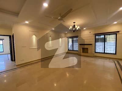 3 Bedrooms Apartment For Rent In Askari Tower 2