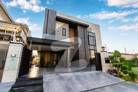 Modern Edge Basement 2 Kanal House With One Kanal Extra Lawn In Phase 6 FOR SALE