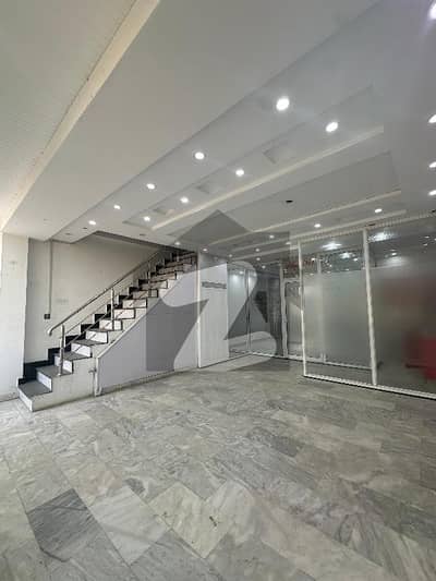 کالج روڈ لاہور میں 5 مرلہ عمارت 5.6 کروڑ میں برائے فروخت۔