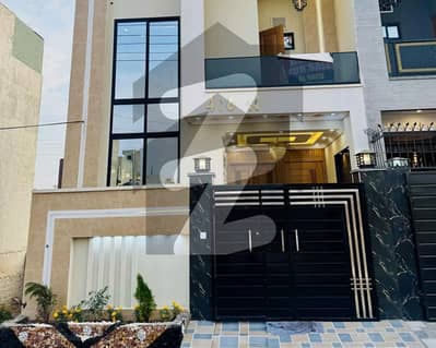 الرحمان گارڈن فیز 2 الرحمان گارڈن,لاہور میں 3 کمروں کا 3 مرلہ مکان 1.39 کروڑ میں برائے فروخت۔