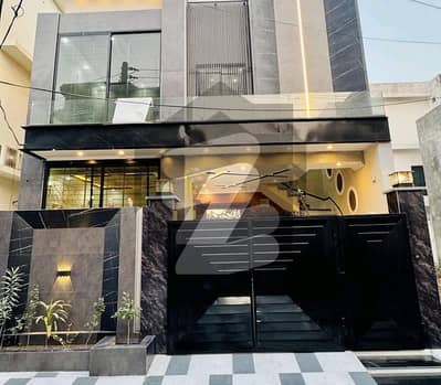 الرحمان گارڈن فیز 2 الرحمان گارڈن,لاہور میں 5 کمروں کا 5 مرلہ مکان 2.39 کروڑ میں برائے فروخت۔