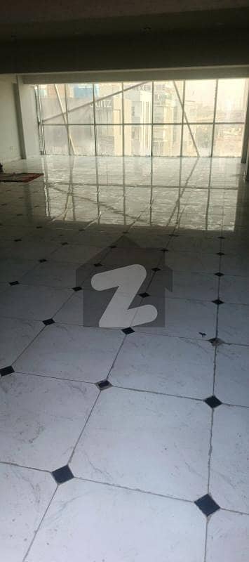 OFFICE FOR RENT PHASE 7 JAMI COMMERCIAL 1500 SQUARE FEET WITH LIFT CAR PARKING