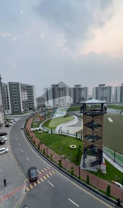 عسکری 11 عسکری,لاہور میں 3 کمروں کا 10 مرلہ فلیٹ 3.65 کروڑ میں برائے فروخت۔