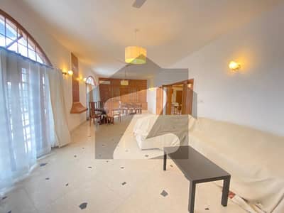 ای ۔ 7 اسلام آباد میں 3 کمروں کا 2 کنال بالائی پورشن 4.5 لاکھ میں کرایہ پر دستیاب ہے۔