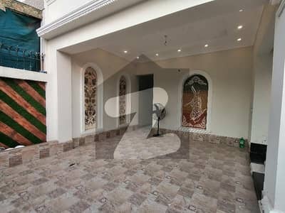 Prime Location In EME Society - Block A 20 Marla Upper Portion For rent