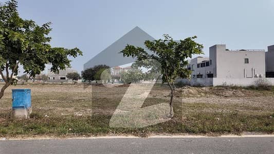 ڈی ایچ اے فیز 7 - بلاک یو فیز 7,ڈیفنس (ڈی ایچ اے),لاہور میں 1 کنال رہائشی پلاٹ 3.5 کروڑ میں برائے فروخت۔ ڈی ایچ اے فیز 7 - بلاک یو فیز 7,ڈیفنس (ڈی ایچ اے),لاہور میں 1 کنال رہائشی پلاٹ 3.5 کروڑ میں برائے فروخت۔