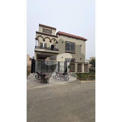 5 Marla House For Sale In Bahria Nasheman Lahore