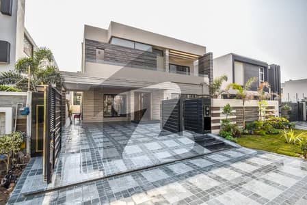 ڈی ایچ اے فیز 6 ڈیفنس (ڈی ایچ اے),لاہور میں 5 کمروں کا 1 کنال مکان 7.95 کروڑ میں برائے فروخت۔