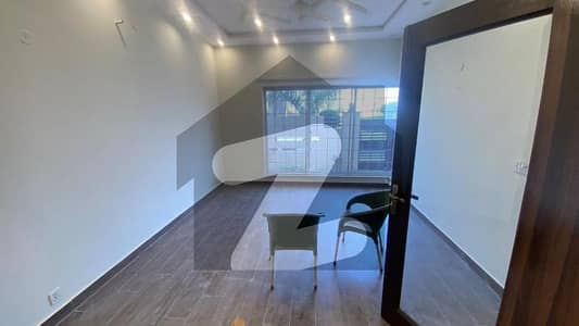 VALANCIA TOWN 1 KANAL UPPER PORTION FOR RENT