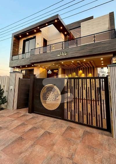 Highly-Desirable On Excellent Location House Available In Canal View - Sector 3 For rent