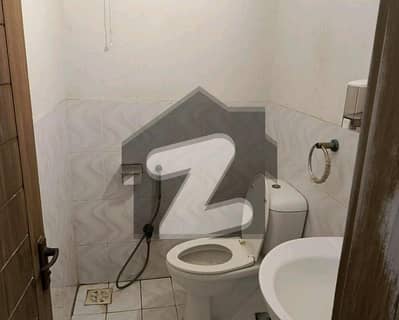 Well Maintained Like Brand New Office Available For Rent At Main Bahadurabad Near Imtiaz Express Well Maintained Like Brand New Office Available For Rent At Main Bahadurabad Near Imtiaz Express