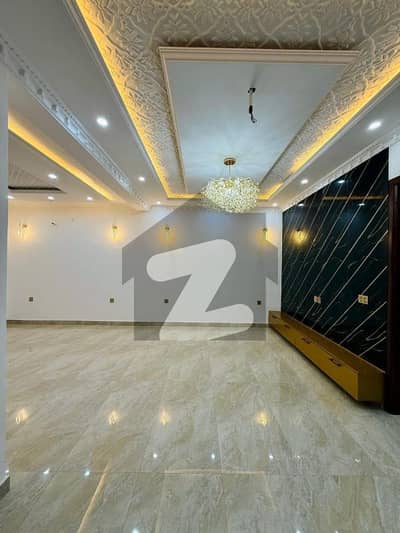 10 Marla Like Brand New Solid construction Owner Build House For Sale, In Central Park housing scheme Lahore
