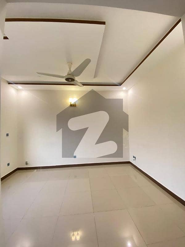 ڈی ۔ 12 اسلام آباد میں 5 کمروں کا 8 مرلہ مکان 2.25 لاکھ میں کرایہ پر دستیاب ہے۔ ڈی ۔ 12 اسلام آباد میں 5 کمروں کا 8 مرلہ مکان 2.25 لاکھ میں کرایہ پر دستیاب ہے۔