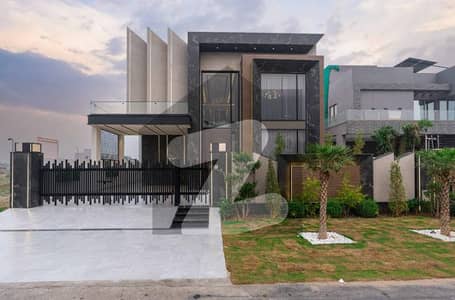 ڈی ایچ اے فیز 6 ڈیفنس (ڈی ایچ اے),لاہور میں 5 کمروں کا 1 کنال مکان 8.1 کروڑ میں برائے فروخت۔