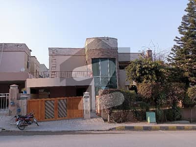 12 Marla Single Unit Unfurnished House