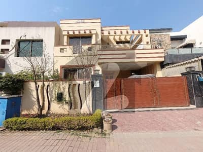 بحریہ ٹاؤن فیز 3 بحریہ ٹاؤن راولپنڈی,راولپنڈی میں 5 کمروں کا 10 مرلہ مکان 4.75 کروڑ میں برائے فروخت۔ بحریہ ٹاؤن فیز 3 بحریہ ٹاؤن راولپنڈی,راولپنڈی میں 5 کمروں کا 10 مرلہ مکان 4.75 کروڑ میں برائے فروخت۔