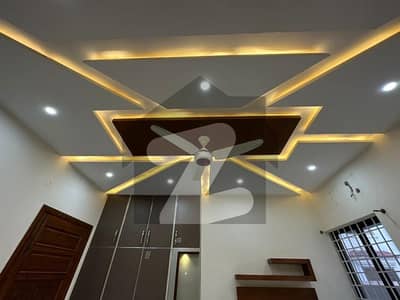 ملٹری اکاؤنٹس سوسائٹی ۔ بلاک بی ملٹری اکاؤنٹس ہاؤسنگ سوسائٹی,لاہور میں 8 کمروں کا 8 مرلہ مکان 3.1 کروڑ میں برائے فروخت۔