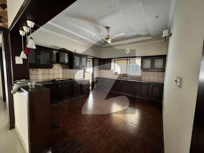 Kanal Upper Portion (3 Bed) for Rent Bahria Town Phase 2