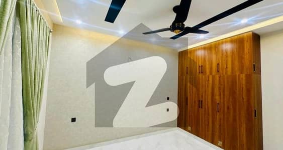 سٹی ہاؤسنگ سوسائٹی گوجرانوالہ میں 5 کمروں کا 10 مرلہ مکان 1.0 لاکھ میں کرایہ پر دستیاب ہے۔