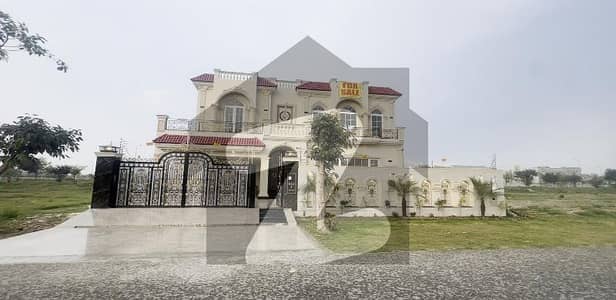 DHA PHASE 8 T BLOCK BRAND NEW HOUSE FOR SALE