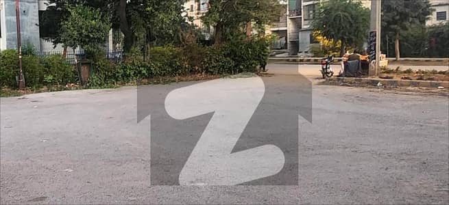 آئی ۔ 10 اسلام آباد میں 6 کنال کمرشل پلاٹ 55.0 کروڑ میں برائے فروخت۔