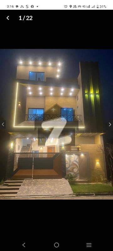 ستیانہ روڈ فیصل آباد میں 5 کمروں کا 4 مرلہ مکان 1.85 کروڑ میں برائے فروخت۔