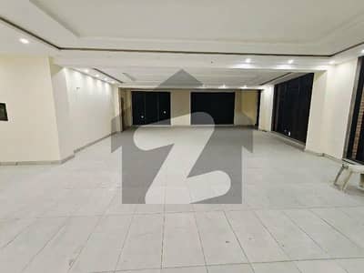 1800sqft Hall Available In Johar Town