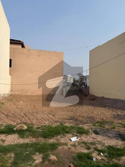 On Excellent Location 5 Marla Residential Plot For sale In The Perfect Location Of Park View City - Overseas Block