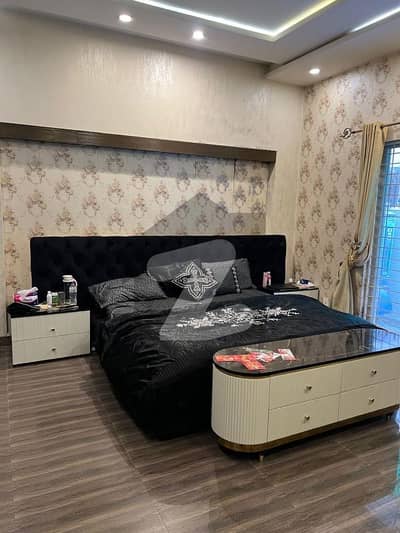 گولڈ کریسٹ مال اینڈ ریزیڈینسی ڈی ایچ اے فیز 4,ڈی ایچ اے ڈیفینس,لاہور میں 1 کمرے کا 5 مرلہ فلیٹ 2.25 لاکھ میں کرایہ پر دستیاب ہے۔