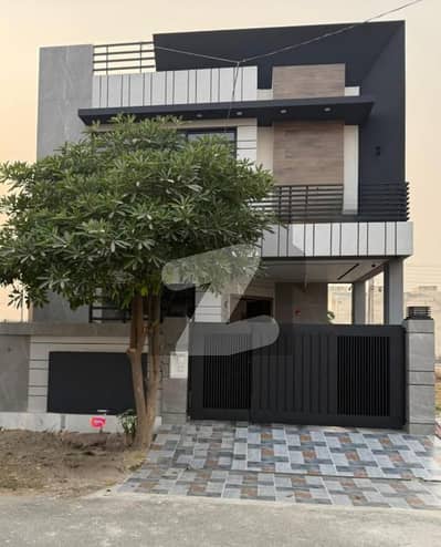 ڈی ایچ اے 11 رہبر لاہور میں 3 کمروں کا 5 مرلہ مکان 2.09 کروڑ میں برائے فروخت۔