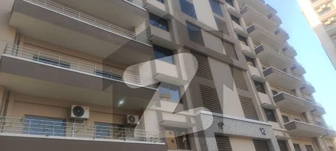 عسکری ٹاور 4 ڈی ایچ اے ڈیفینس فیز 5,ڈی ایچ اے ڈیفینس,اسلام آباد میں 4 کمروں کا 13 مرلہ فلیٹ 4.3 کروڑ میں برائے فروخت۔