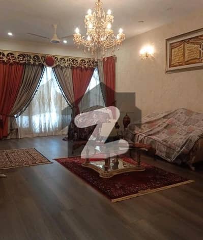 Luxury Bungalow For Rent Close To Shahra E Faisal.