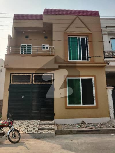 پام ولاز مین کینال بینک روڈ,لاہور میں 4 کمروں کا 4 مرلہ مکان 1.69 کروڑ میں برائے فروخت۔